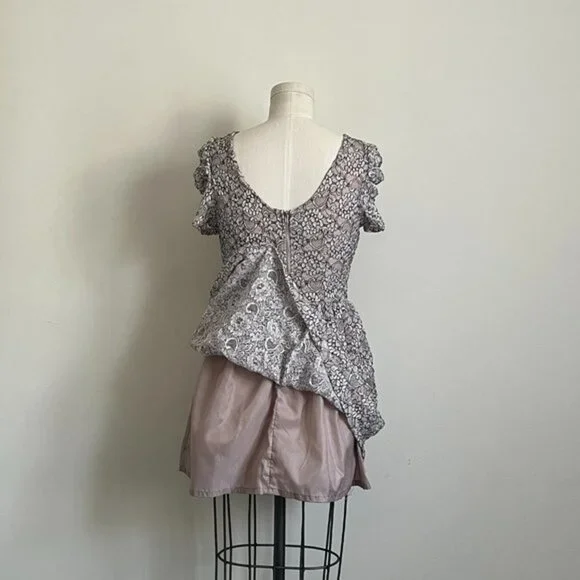EUC Short Romantic Lace Dress - Picture 4 of 4